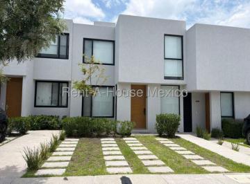 Casa de 3 habitaciones, El Marqués · Casa - Renta - Sinfonía, Ziré.