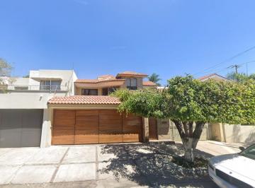 Casa de 3 habitaciones, Zapopan · Venta de Casa en Colonia Jardines Vallarta Zapopan Jalisco