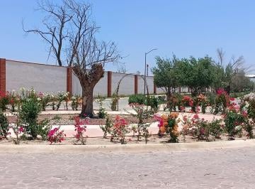 Casa · 128m² · 3 Recámaras · 1 Estacionamiento · Casa en Venta Residencial Nogalera, Gómez Palacio, Dgo.
