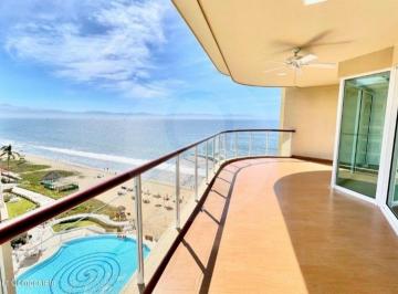Departamento · 178m² · 3 Recámaras · 1 Estacionamiento · Delcanto Residences: Departamento en Venta en Flamingo