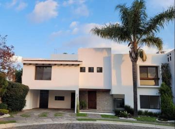 Casa de 4 habitaciones, San Andrés Cholula · Casa en Renta Lomas de Angelopolis