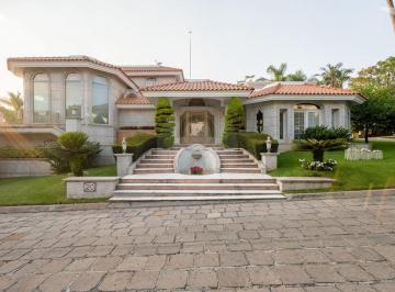 iwOgr0l-l.jpg · Casa en Condominio en Venta en Fraccionamiento Bosques del Prado Norte