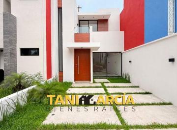Casa de 3 habitaciones, Fortín · Vendo Casa Nueva y con Excelente Iluminación en Fraccionamiento Privado en Fortín.
