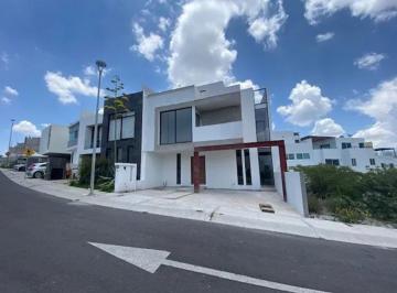 Casa de 3 habitaciones, El Marqués · Casa Orba en Venta Zibata