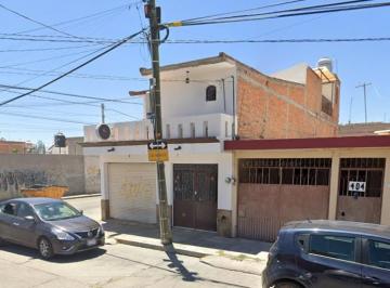 Casa de 3 habitaciones, Aguascalientes · Casa en Venta en Col Ojocaliente Aguascalientes