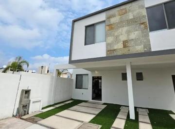 Casa · 105m² · 3 Recámaras · 2 Estacionamientos · Casa en Condominio en Venta | Querétaro