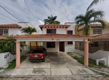 Casa de 3 habitaciones, Carmen · Casa en Venta en Fracc San Joaquin Ciudad del Carmen