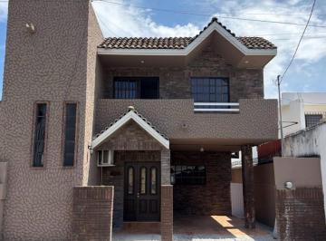 Casa · 250m² · 3 Recámaras · 2 Estacionamientos · Casa en Renta Col. Anáhuac San Nicolás de Los Garza, N. L.