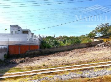 Terreno / Lote , Yautepec · Terreno en Oportunidad! Para Particulares o Inversionistas, Se Puede Dividir en 2 o 3 Partes. Porton