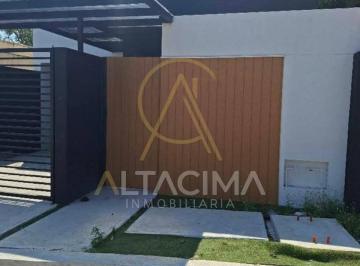 Casa · 85m² · 2 Recámaras · 1 Estacionamiento · Casa en Azteca