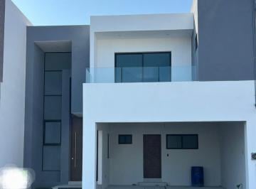 Casa de 4 habitaciones, Alvarado · Casa en Venta Nueva en Fracc. La Rioja