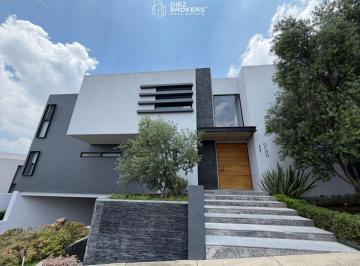 Casa de 3 habitaciones, Zapopan · Casa en Renta - Puerta Aqua, Zapopan.