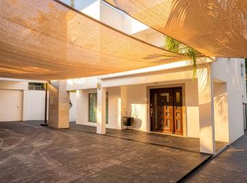 Casa 426m² Venta  · Residencia - Quinta de Lujo en Venta en El Cercado, Santiago, Nuevo León - 631 m²