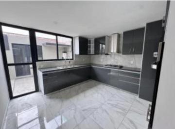 Casa de 4 habitaciones, Naucalpan de Juárez · Casa en Emilio Rabasa, Ciudad Satelite, Naucalpan, México