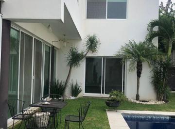 Casa de 3 habitaciones, Cuernavaca · Casa con 474 m² de Superficie de Terreno, 3 Recámaras en Renta en Fraccionamiento Junto Al Río