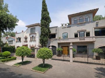 Casa de 8 habitaciones, Miguel Hidalgo · Casa en Venta en Calle Aristoteles, Polanco