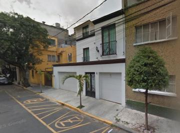 Casa de 6 habitaciones, Benito Juárez · Casa en Venta en Calle Galveston, Colonia Nápoles