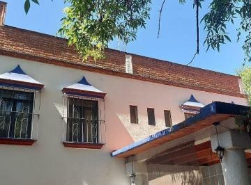 Casa · 320m² · 3 Recámaras · 2 Estacionamientos · Casa en Venta en Tlalpan