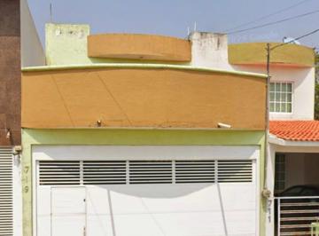 Casa de 3 habitaciones, Boca del Río · Casa en Veracruz Adjudicada Muy Cerca de Centros Comerciales y Supermercados