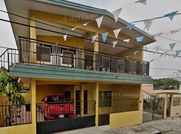 Casa de 3 habitaciones, Poza Rica de Hidalgo · Casa en Poza Rica Centro de Activo Bancario, Cerca del Centro