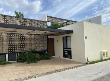 Casa en condominio · 98m² · 2 Recámaras · 2 Estacionamientos · Hermosa Casa Amueblada y Equipada en Venta