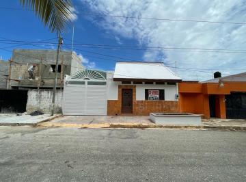 Casa · 180m² · 1 Recámara · 2 Estacionamientos · Casa Habitacion U Oficinas en Venta en Campeche Villas de Ah Kim Pech
