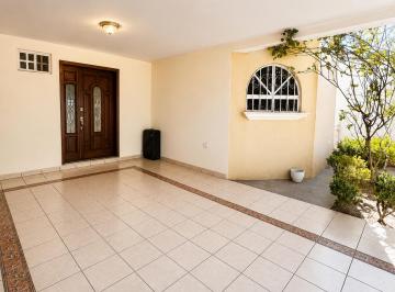 Casa de 3 habitaciones, Saltillo · Casa Amueblada en Renta Col. La Salle, Saltillo, Coahuila