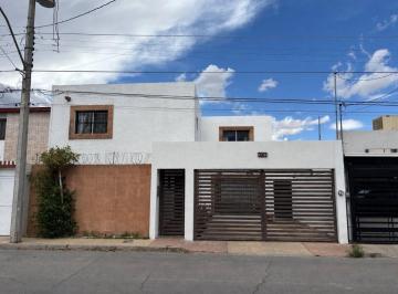 Casa de 4 habitaciones, Chihuahua · Casa en Venta en San Felipe, 4 Recamaras y Oficina