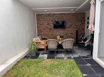 Casa en condominio · 240m² · 3 Recámaras · 2 Estacionamientos · Casa en Condominio en Venta Q Campestre Residencial