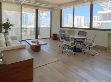Oficina · 47m² · 1 Estacionamiento · Oficina en Puerto Cancún