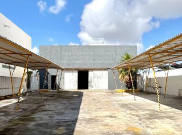 Local comercial , Benito Juárez · Local Comercial en Renta Sobre Blvd. Colosio Cancun Frente Al Puente Nichupte