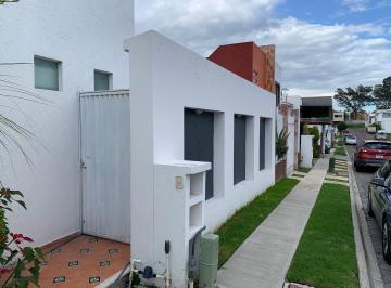 Entrada · Terreno en Lomas del Valle