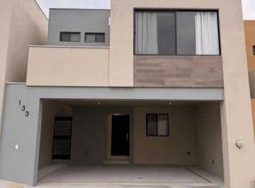 Casa de 3 habitaciones, García · Casa en Renta en Rincon de La Sierra