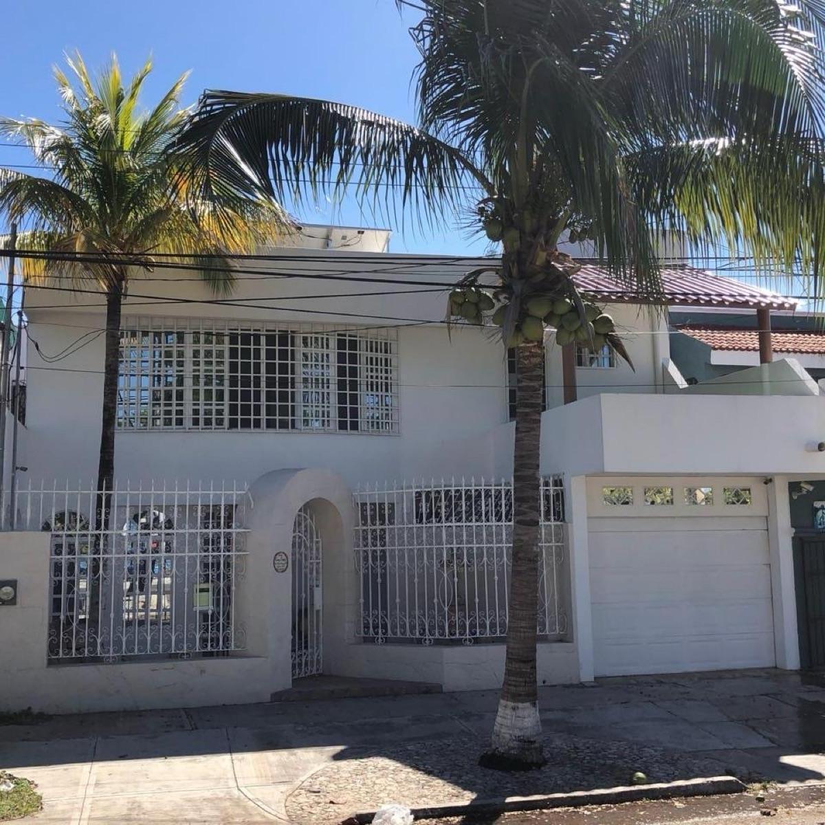 House for Sale in Campeche Facing the Sea on the Malecón