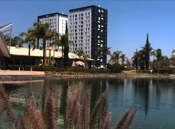 Departamento · 110m² · 2 Recámaras · 2 Estacionamientos · Pent House Altix Renta
