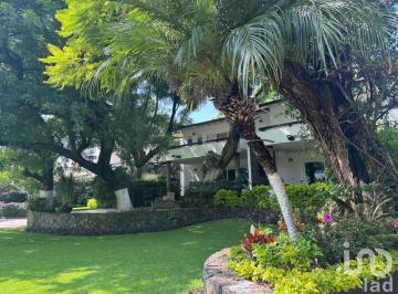 Casa · 223m² · 3 Recámaras · 2 Estacionamientos · Casa en Venta, Zona Norte, Cuernavaca Morelos