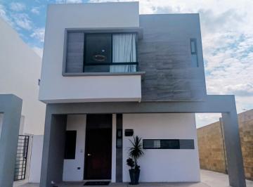 Casa · 3 Recámaras · 2 Estacionamientos · Casa en Venta Prol Juarez Torreon