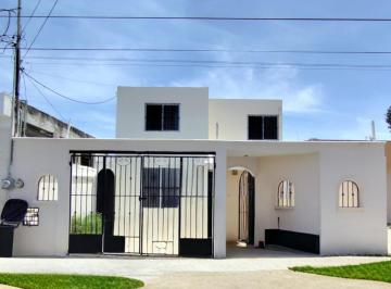 Casa · 137m² · 3 Recámaras · 1 Estacionamiento · Casa en Venta en Francisco de Montejo, Mérida | 3 Recámaras