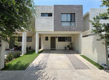 Casa · 132m² · 3 Recámaras · 2 Estacionamientos · Casa Murano Dominio Cumbres Garcia Renta