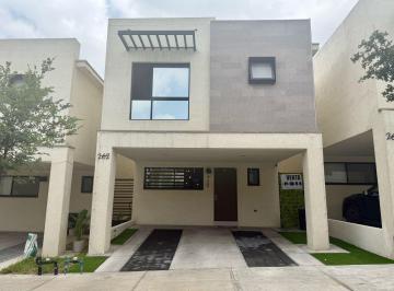 Casa · 155m² · 3 Recámaras · 2 Estacionamientos · Casa Dominio Cumbres Ferrara Residencial Garcia Venta