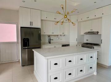Casa · 251m² · 3 Recámaras · 2 Estacionamientos · Casa Valle de Cumbres Picacho Garcia Renta