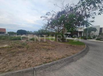 Terreno / Lote · 469m² · Terreno Residencial Golf 2da Etapa, en Altozano