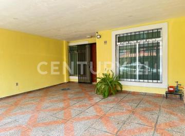 Departamento · 192m² · 6 Recámaras · 2 Estacionamientos · Casa en Venta, Coto Parían, Hacienda Real, Tonalá, Jal