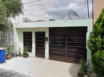 Casa de 3 habitaciones, Juárez · Casa en Venta en P.º de La Luz, Paseo del Prado, Juárez Nuevo León Clj