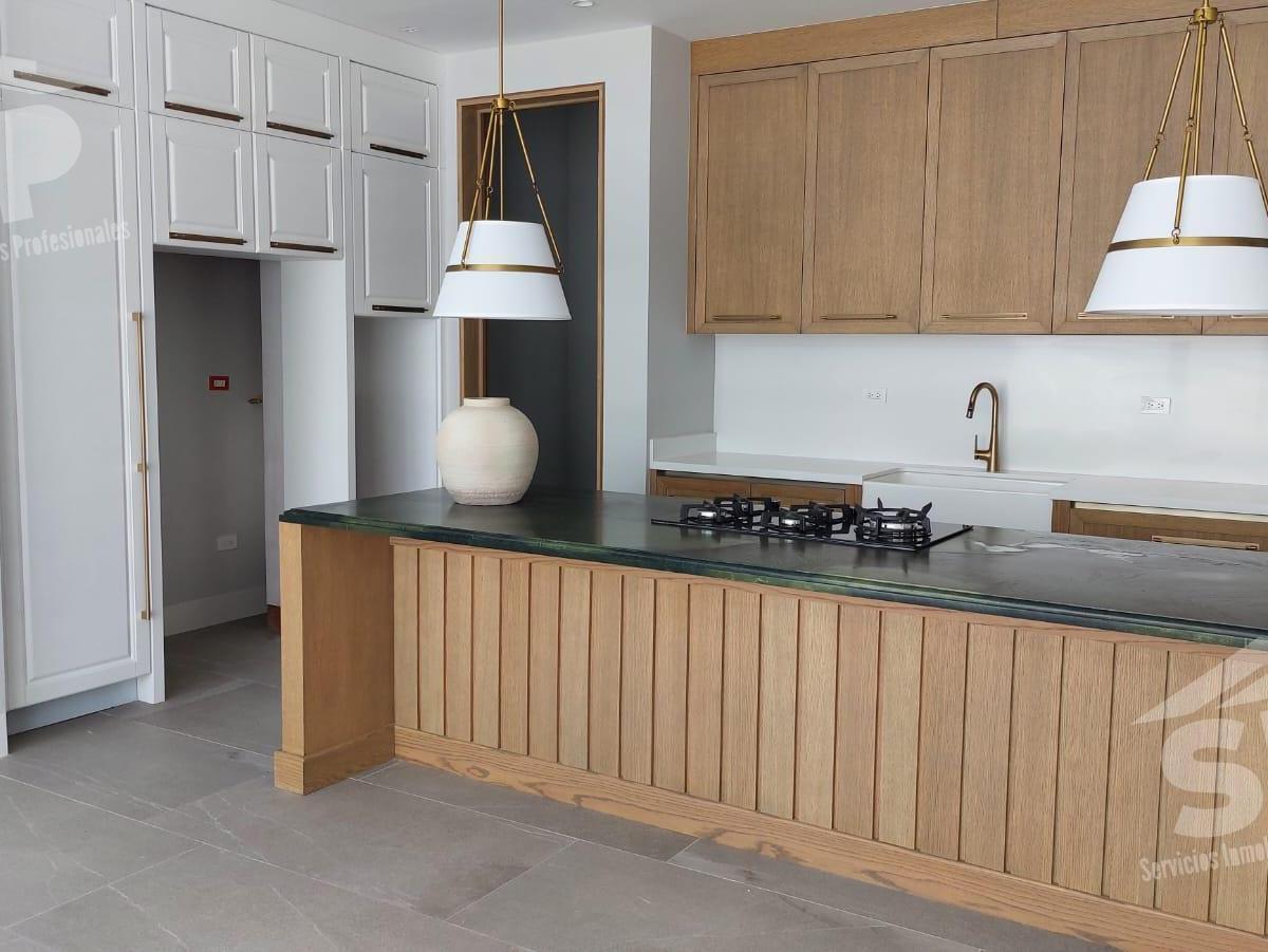 Beautiful House for Rent in Fracc. Seterra, North of Saltillo