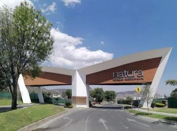 Casa en condominio de 5 habitaciones, Zapopan · Casa en Venta Natura Bosque Residencial, Zapopan, Jalisco.