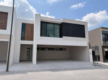 Casa de 4 habitaciones, Santiago · Casa en Venta en Santiago Carretera Nacional Los Nogales Residencial