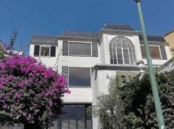 Casa en condominio · 450m² · 4 Recámaras · 8 Estacionamientos · Casa en Condominio en Venta Y/o Renta en La Herradura