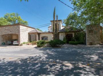 Casa de 4 habitaciones, San Pedro Garza García · Casa en Venta, Palmillas, Spgg