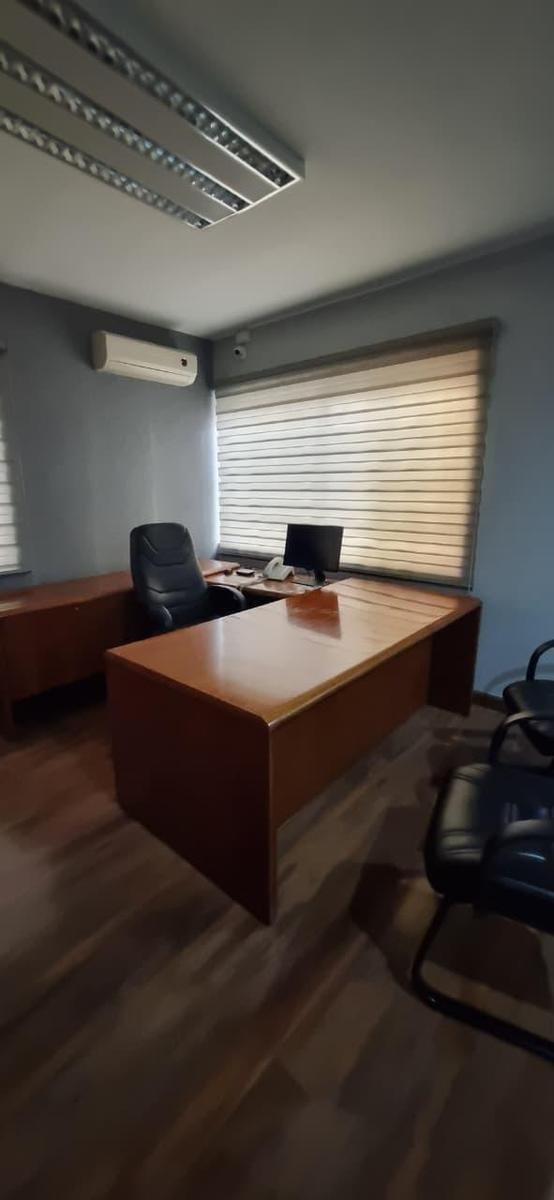 Spacious Office for Rent in Linda Vista, Guadalupe | 200 m&sup2; | 3 Bathrooms | Gated Community